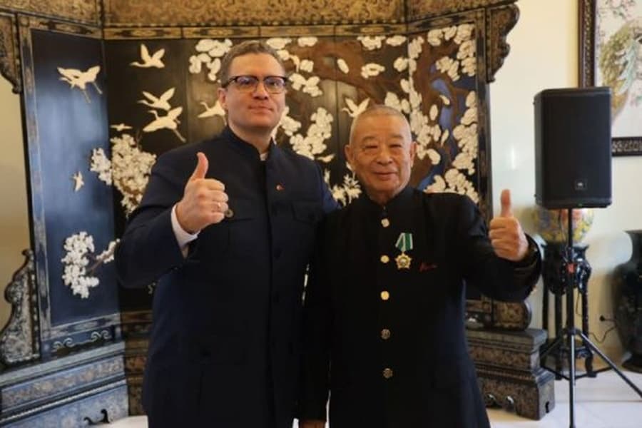 wushu-master-wu-bin-was-awarded-russian-order-friendship-contributions-sport
