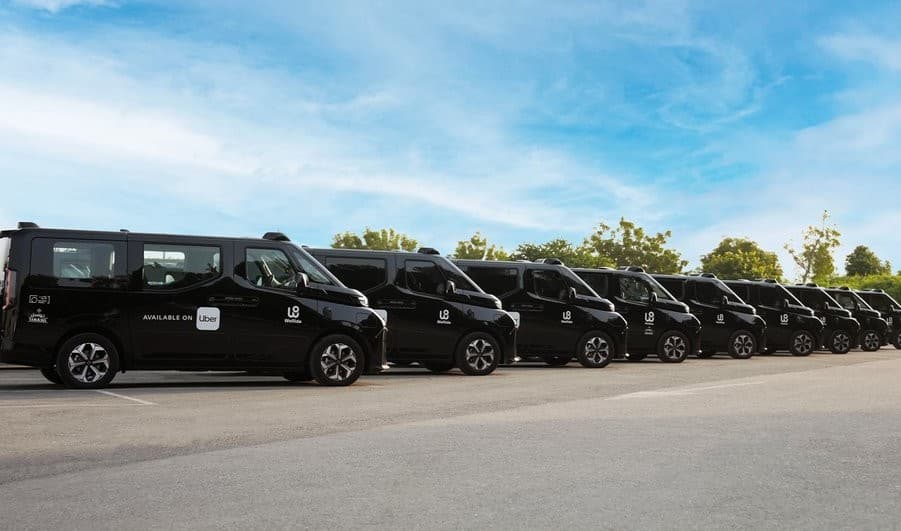 uber-zapustil-polnostyu-bespilotnoe-taksi-v-abu-dabi