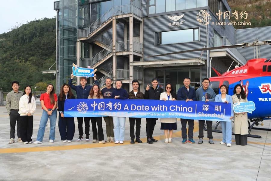 ot-vozdushnyh-taksi-do-ii-barista-mezhdunarodnye-media-ocenili-tehno-budushchee-shenchzhenya