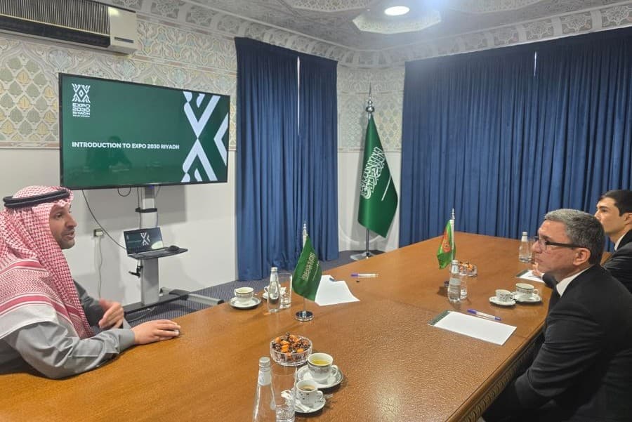 vstrecha-s-predavitelem-kompanii-expo-2030-riyadh-v-gorode-er-riyade