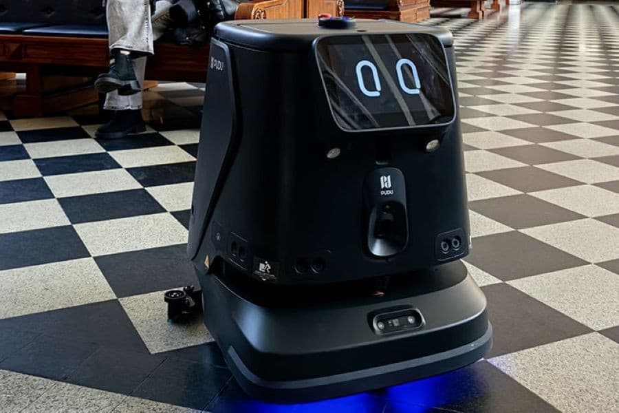 ai-powered-cleaning-robot-was-tested-belarus