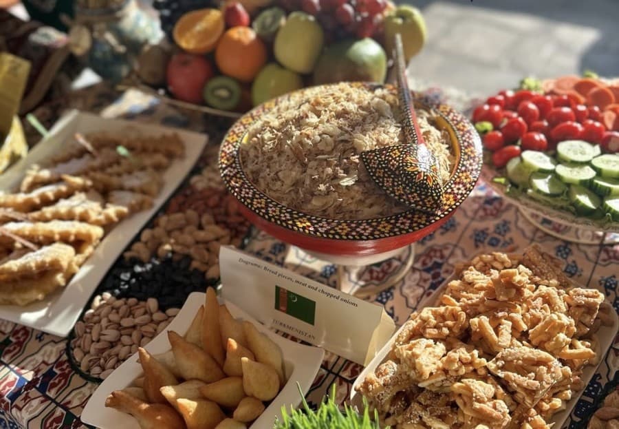 v-shtab-kvartire-yunesko-v-parizhe-sostoyalos-torzhestvennoe-meropriyatie-posvyashchyonnoe-mezhdunarodnomu-prazdniku-novruz