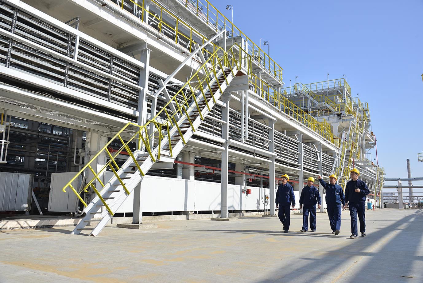 sejdinskij-neftepererabatyvayushchij-zavod-s-nachala-2026-goda-demonstriruet-ustojchivyj-rost-proizvodstvennyh-pokazatelej