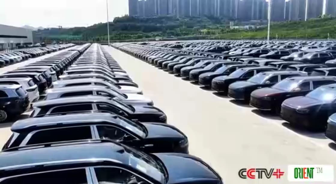 Производство и продажи автомобилей в КНР в 2025 году достигли новых максимумов