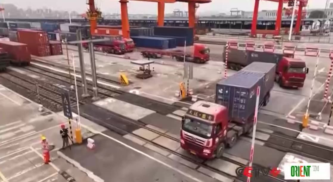 Диверсификация и инновации способствовали устойчивому росту экспорта Китая в 2025 году