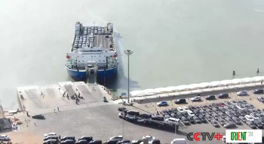 Железные дороги КНР обслужат почти 13 млн пассажиров в пятый день пика весенних путешествий