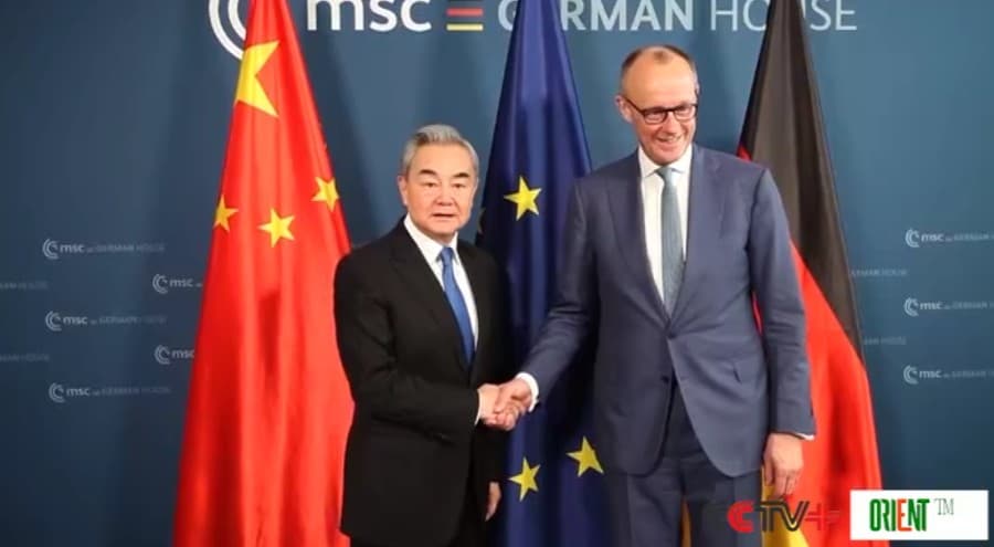 Китай и Германия обязуются развивать двусторонние отношения