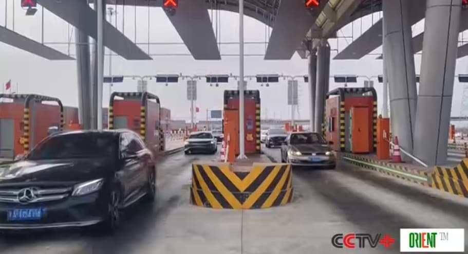 Китай увеличивает пропускную способность транспорта на фоне новогоднего наплыва пассажиров