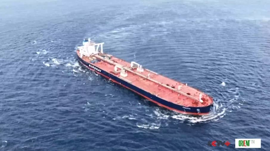 Судостроение КНР набирает обороты — поставлены танкеры и крупнейшее судно для забивки свай