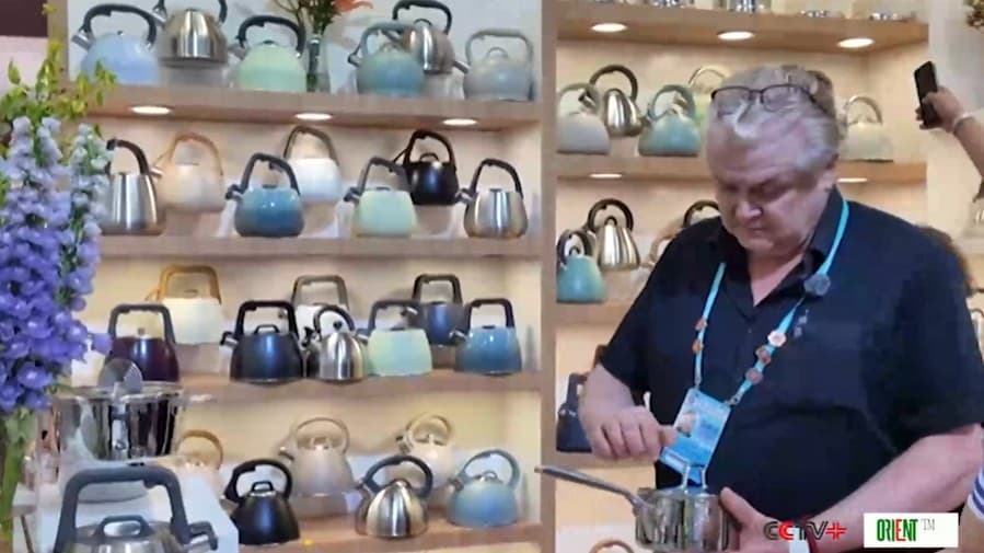 Кухонная посуда китайского производства завоевала мировую популярность на Кантонской ярмарке