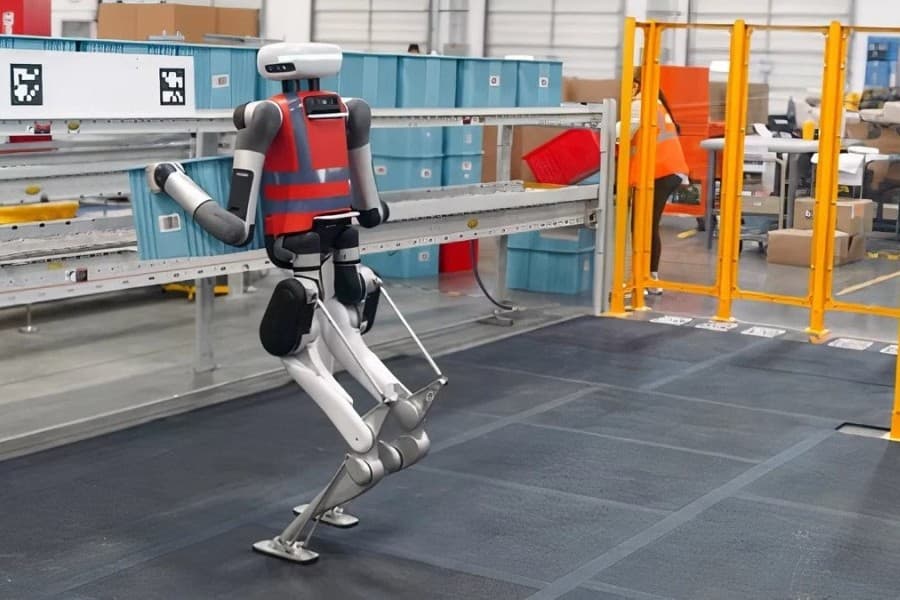Humanoid Robots Have Begun Work at a Toyota Plant in Canada