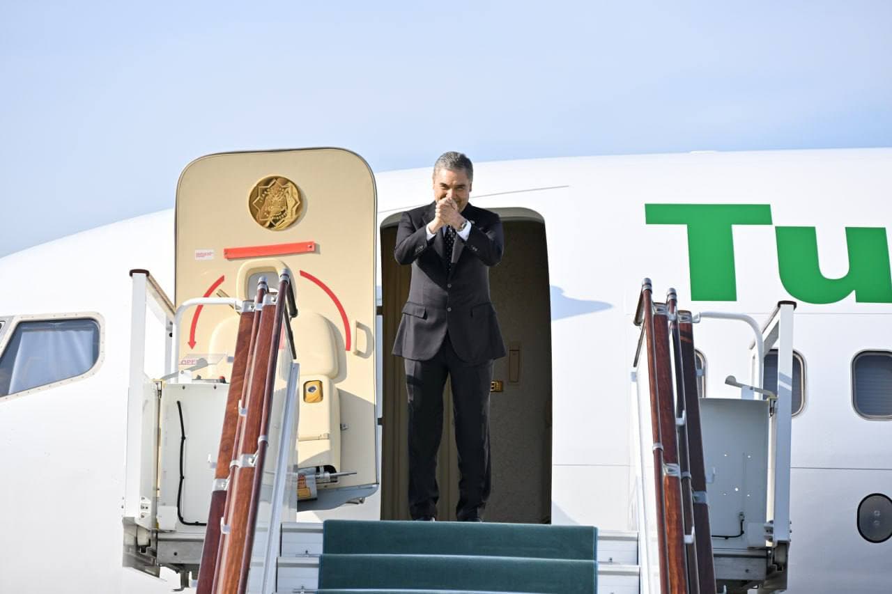 zavershilsya-vizit-predsedatelya-halk-maslahaty-turkmenistana-v-samarkand