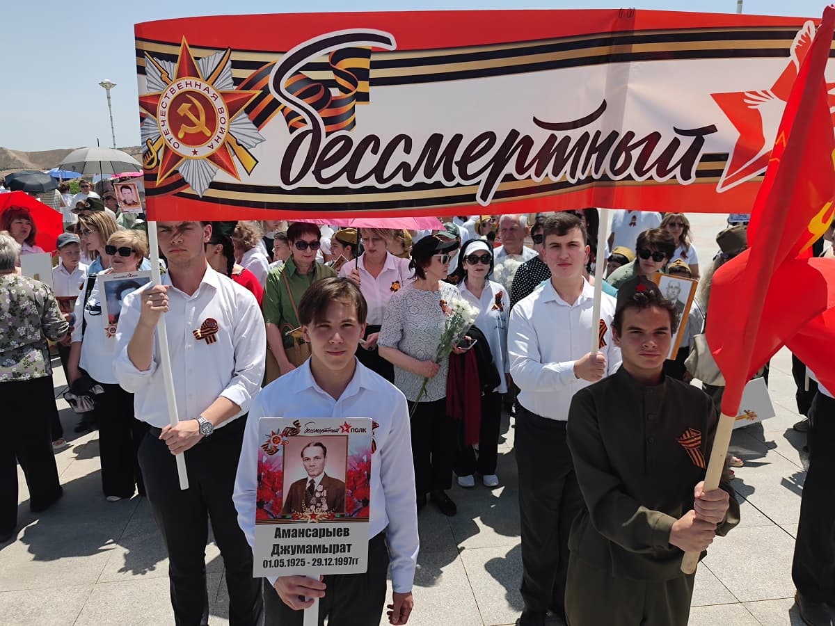 Immortal Regiment in Ashgabat - the living memory of millions: A great story without an ending