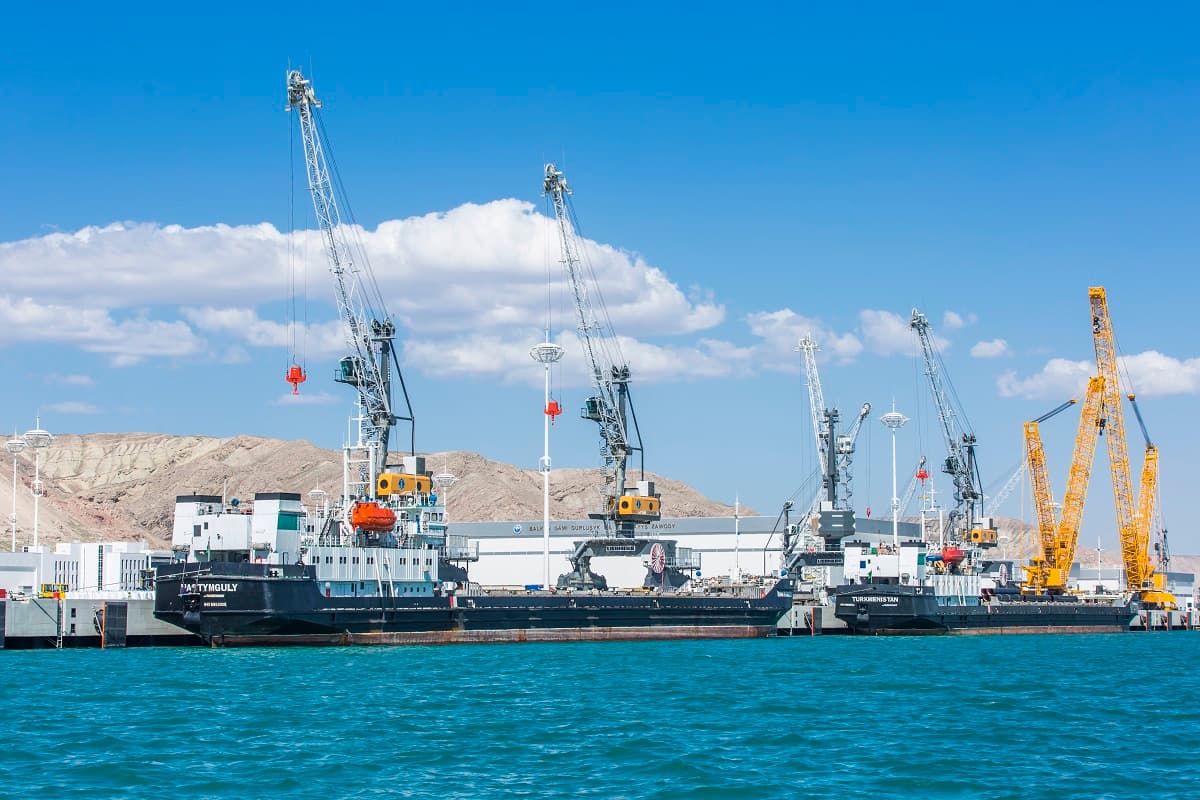 Turkmenistan's transport and communications sector demonstrates high performance