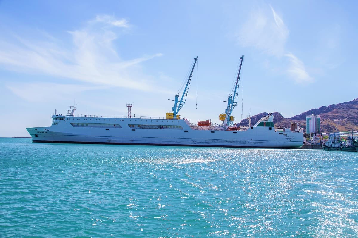 Uzbekistan considers buying ships from Turkmenistan for transportation across the Caspian Sea