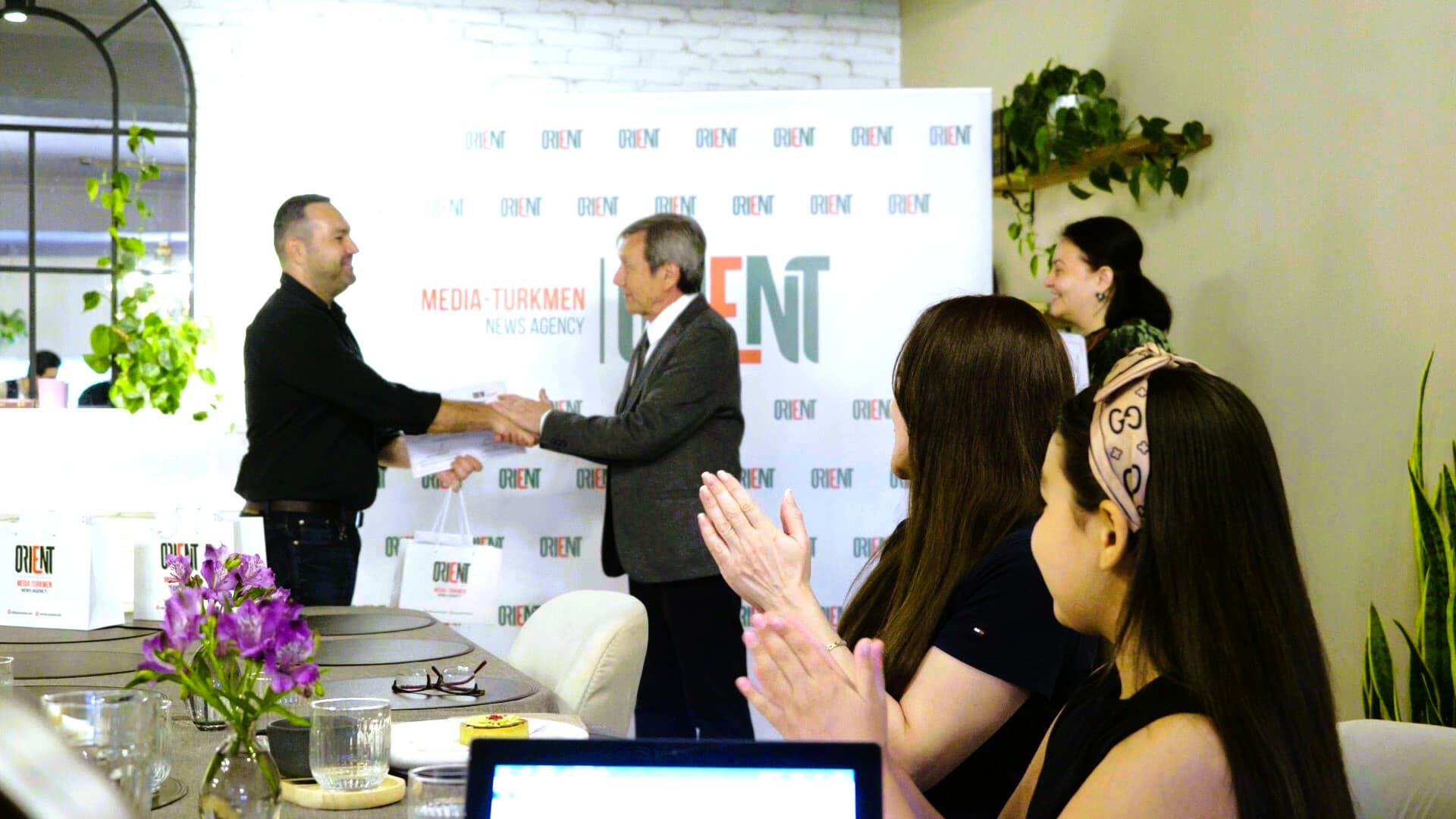 viktorina-eksportnaya-deyatelnost-kto-stal-pobeditelem-tretego-etapa