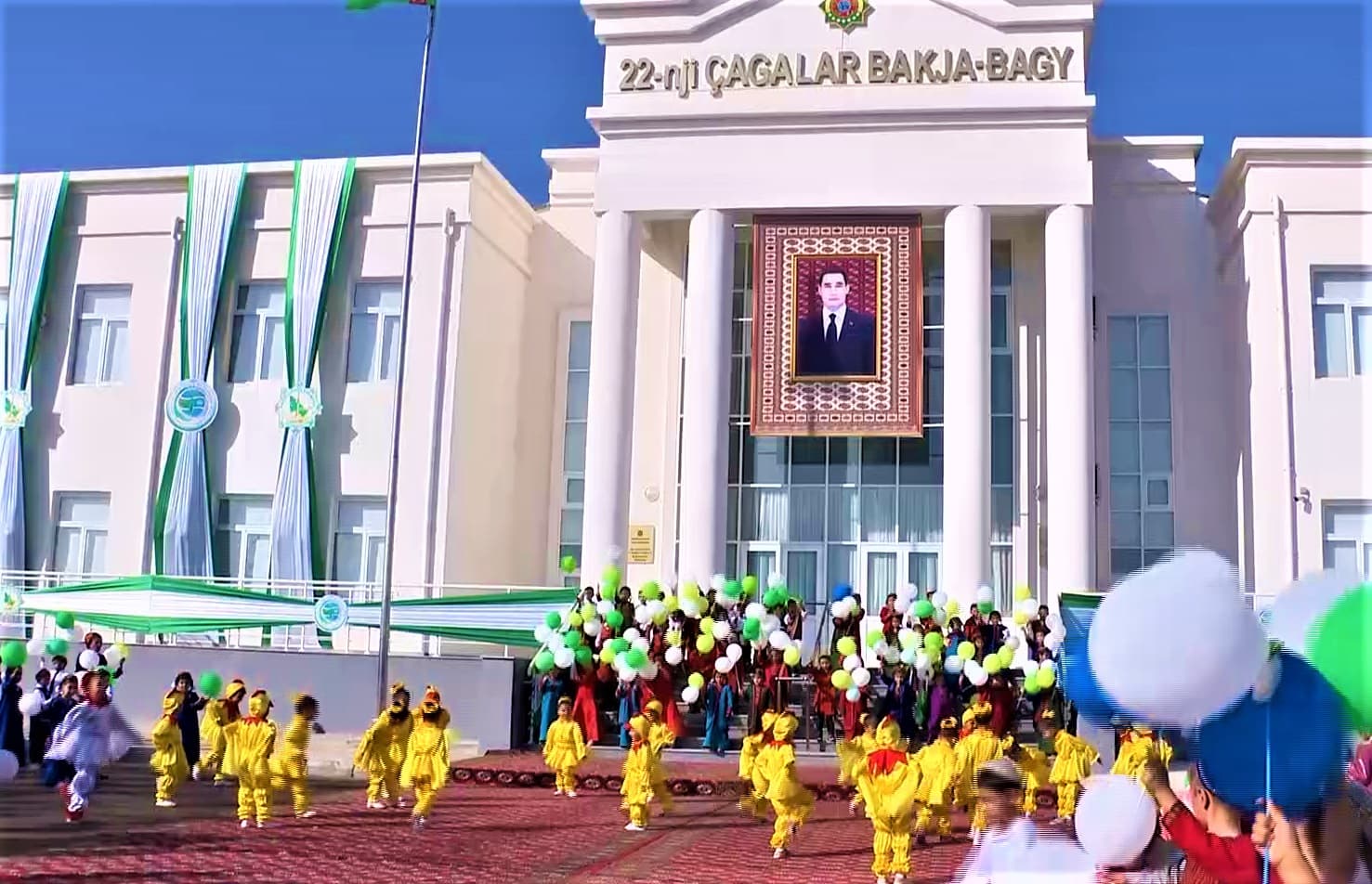 A new village of Dovletli Mekan was officially opened in Ahal velayat