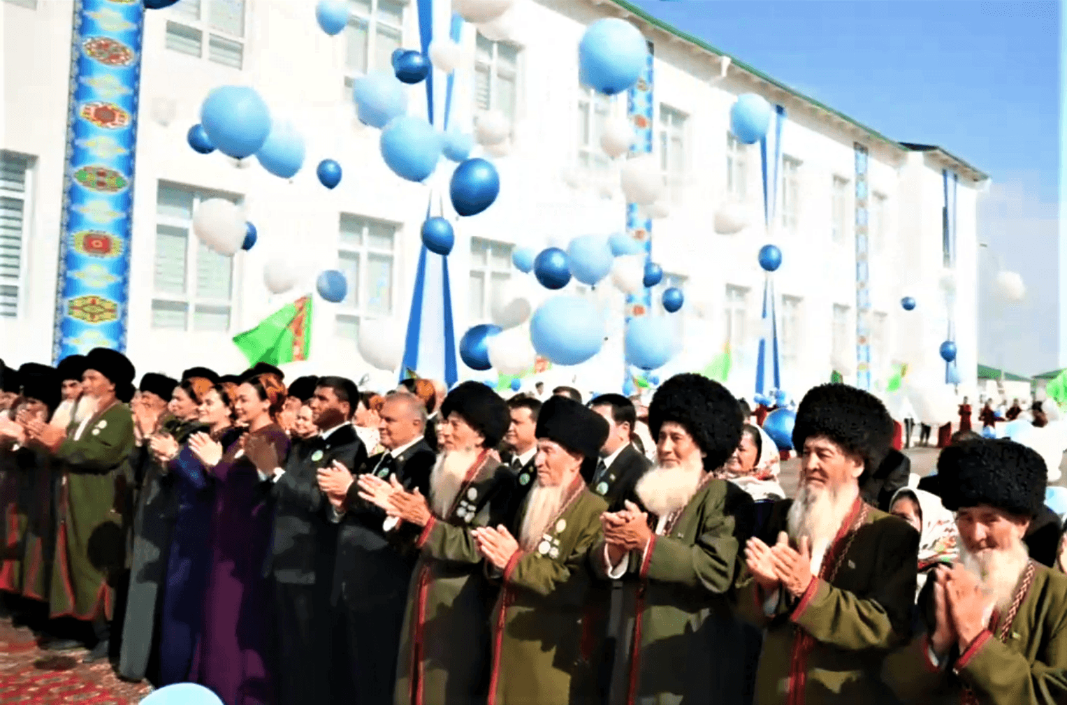 Bitaraplyk village: how life in rural areas of Turkmenistan is changing
