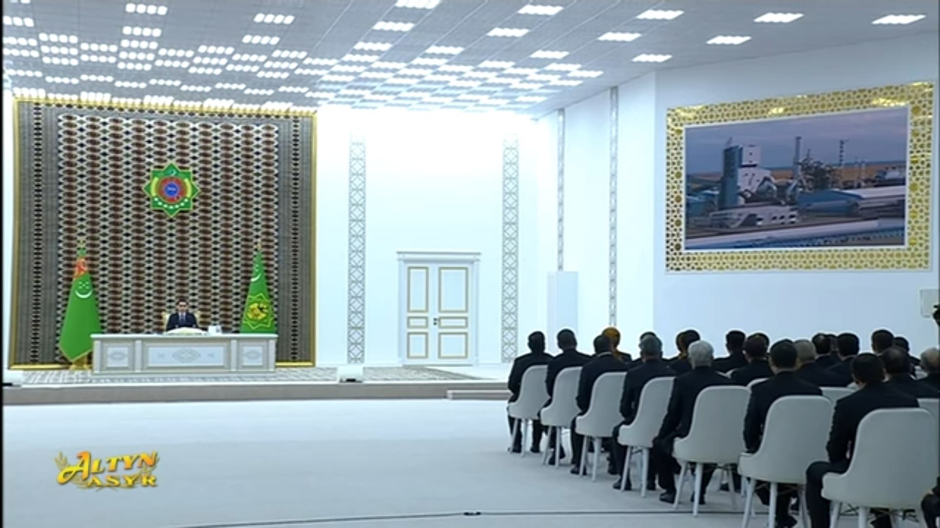 prezident-turkmenistana-rabota-po-kompleksnomu-razvitiyu-regionov-budet-prodolzhena