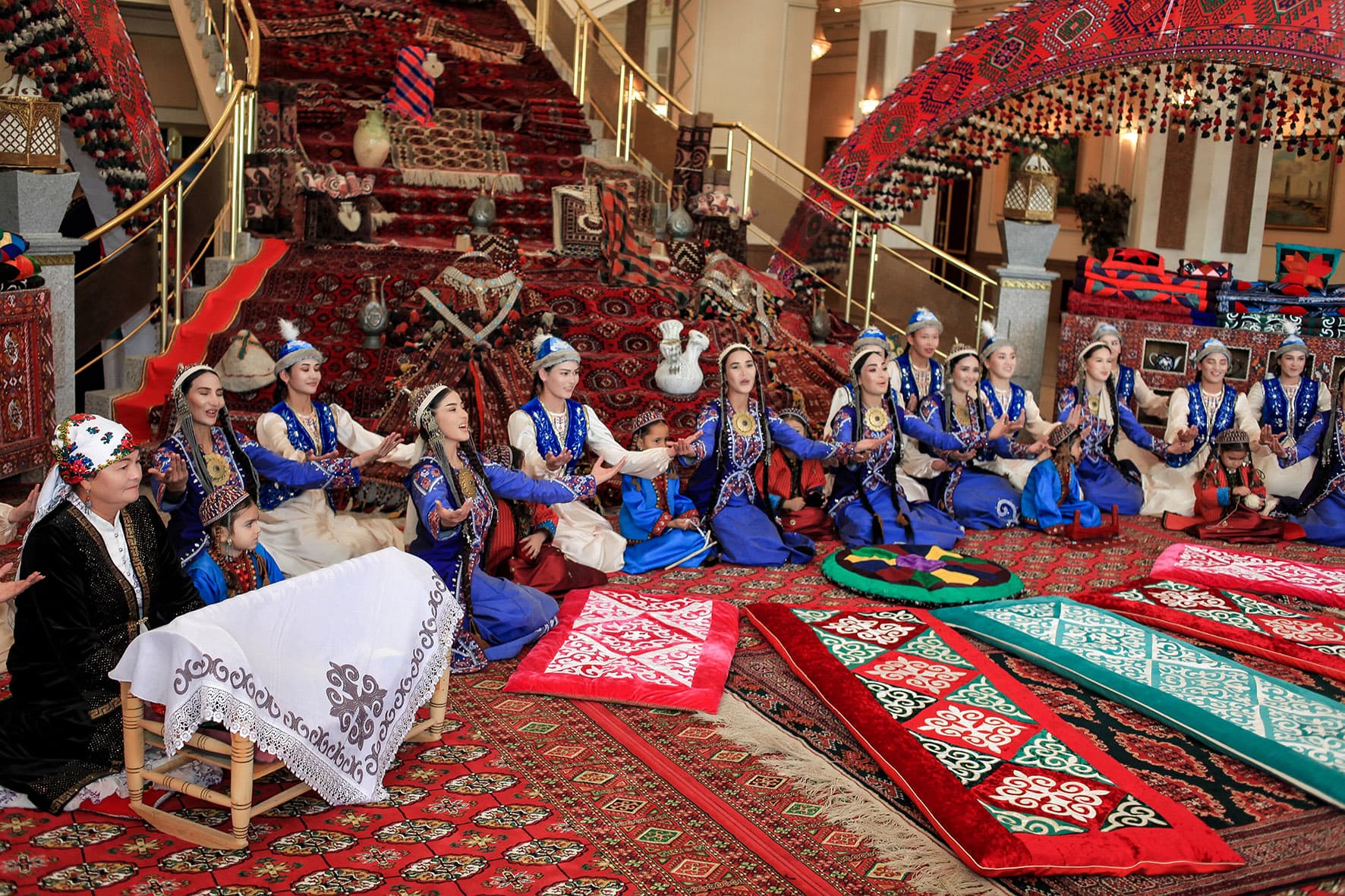turkmen-kazakh-friendship-festival-balkan-velayat-hosts-delegation-mangystau-region