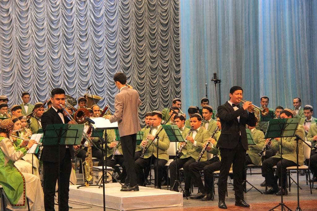 musical-congratulations-young-talents-30th-anniversary-turkmenistans-neutrality
