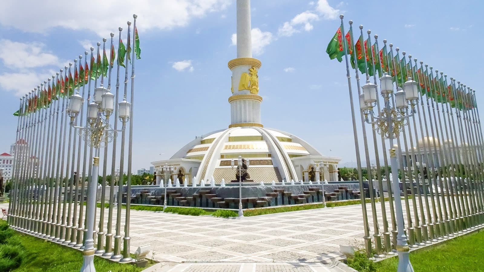 prezident-nagrazhden-medal-30-let-neytraliteta