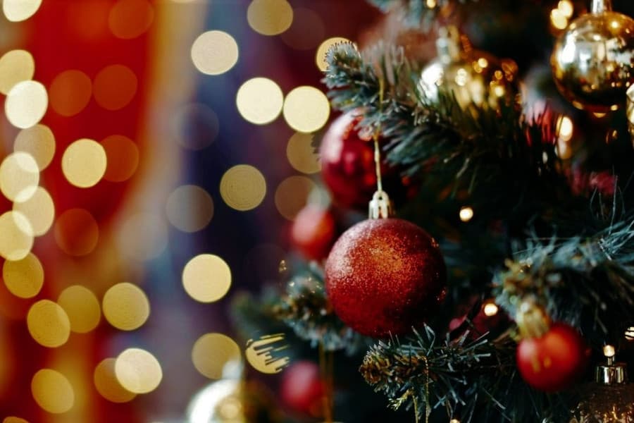 hacking-new-years-magic-and-physics-miracles-why-do-we-believe-fairy-tales