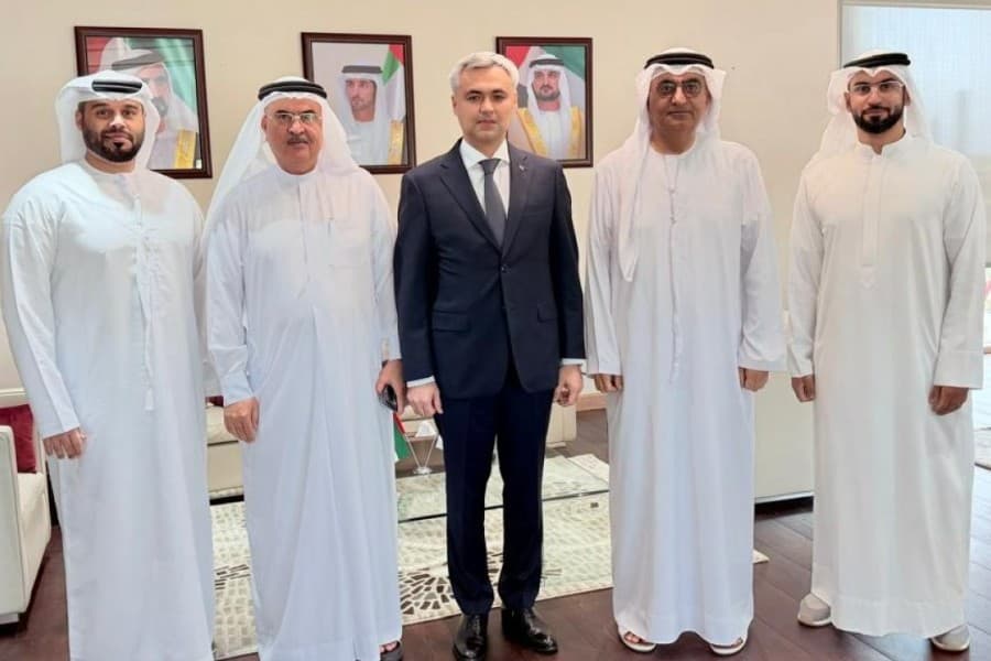 Turkmenistan's Ambassador to the UAE Meets with Dragon Oil CEO
