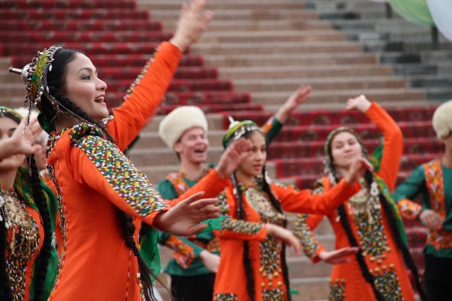 Carpet Festival, Bike Rides, and Azerbaijan Culture Days on the Upcoming Events Program