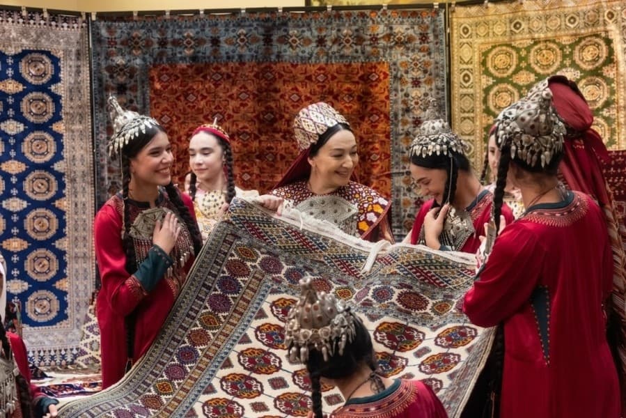 Ashgabat Celebrated Turkmen Carpet Day