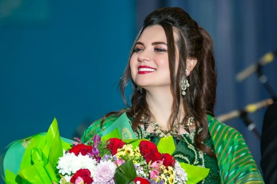 darya-guseynova-invites-you-birthday-concert-moscow-and-ashgabat-harmony