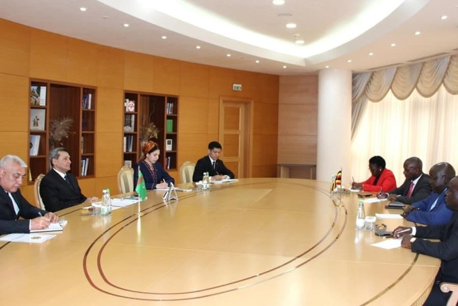 turkmenistan-and-uganda-hold-first-round-political-consultations