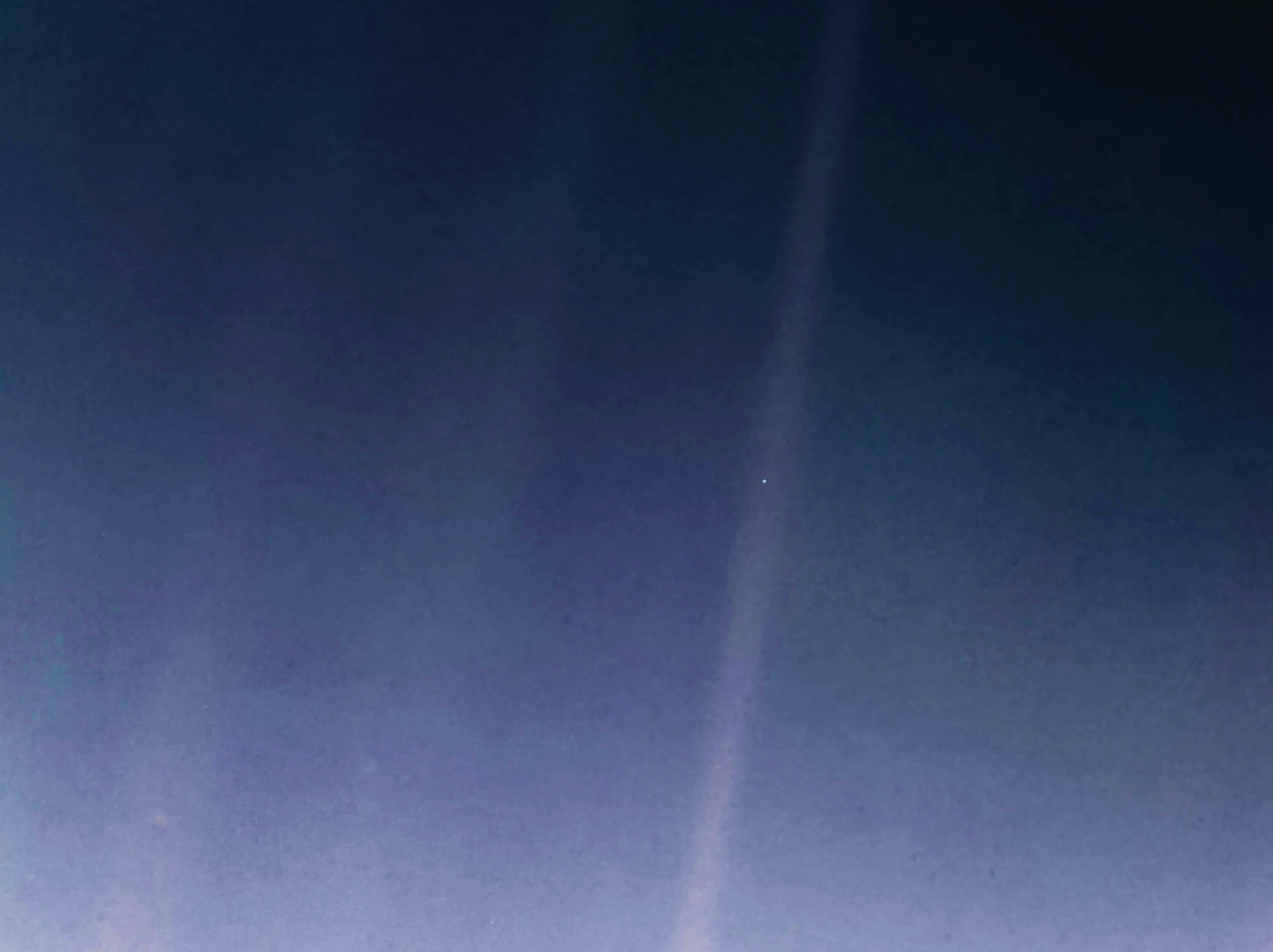 pale-blue-dot-carl-sagan-earth-day