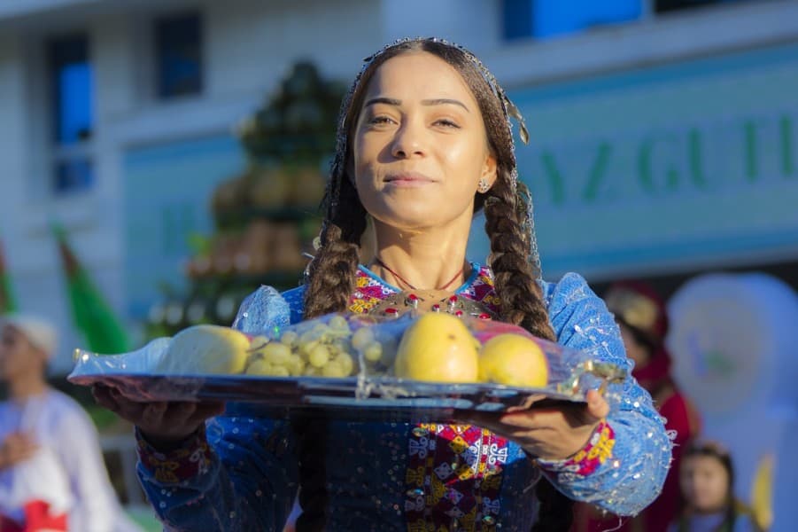 koneurgench-etrap-recognized-best-country-and-awarded-1-million