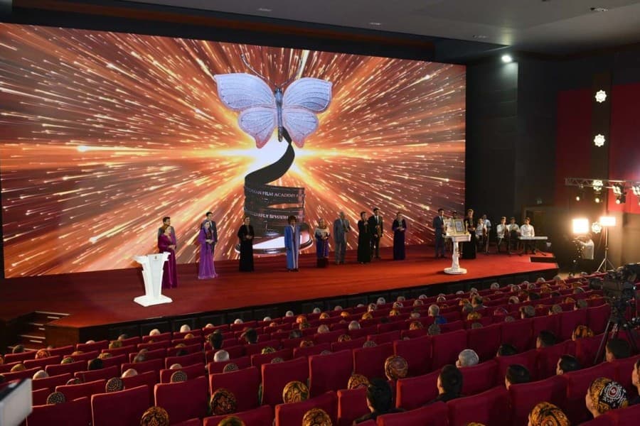 The Success of the Film "Composer" Is Recognition of Talent and the Power of Support