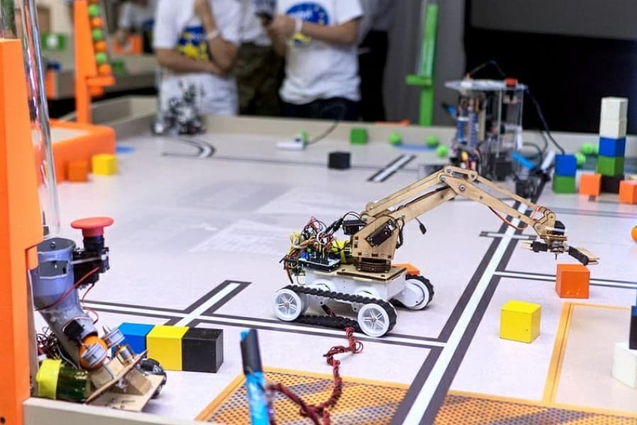 turkmenskie-shkolniki-uchastvuyut-v-stem-olimpiade-v-gorode-astana