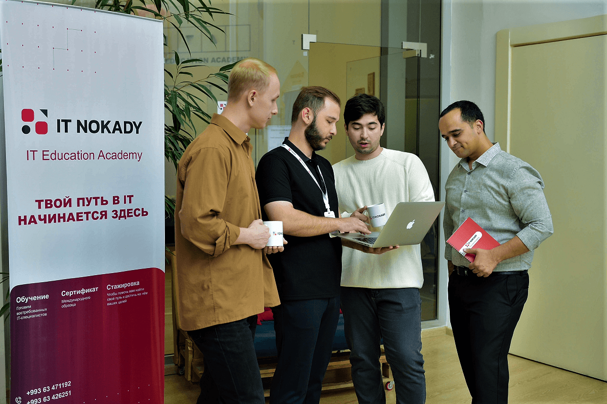 Ко Дню защитников Отечества - праздничная акция IT NOKADY для цифровых созидателей