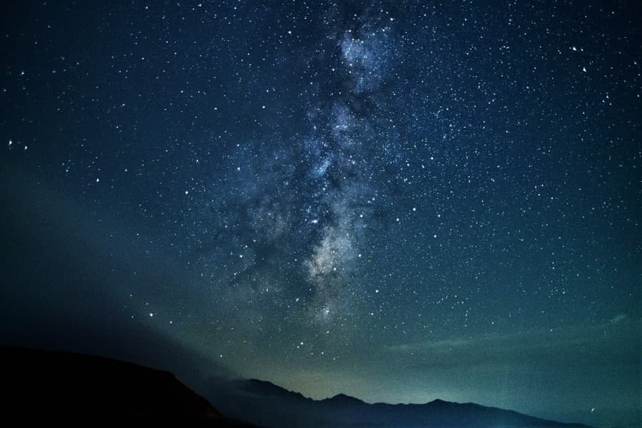 mirror-universe-over-kopetdag-mountains-why-turkmenistans-sky-invaluable-asset