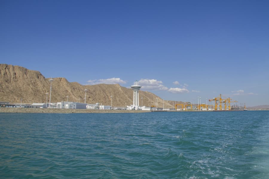 turkmen-services-rescued-crew-iranian-vessel-distress