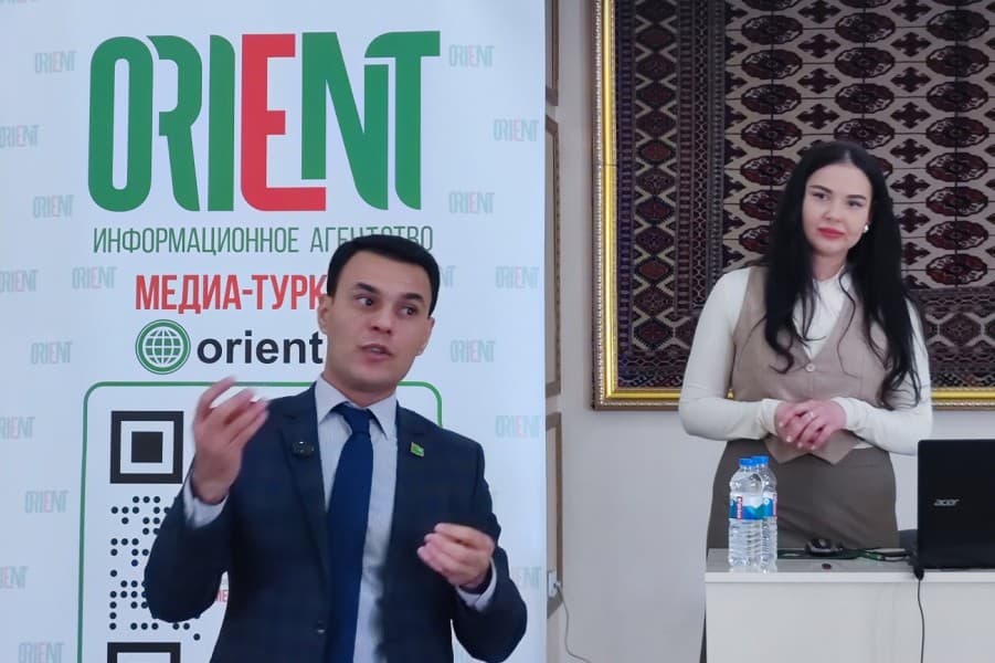 orient-yas-telekeciler-merkezinde-isewurlik-ucin-media-gurallary-boyunca-seminar-gecirdi