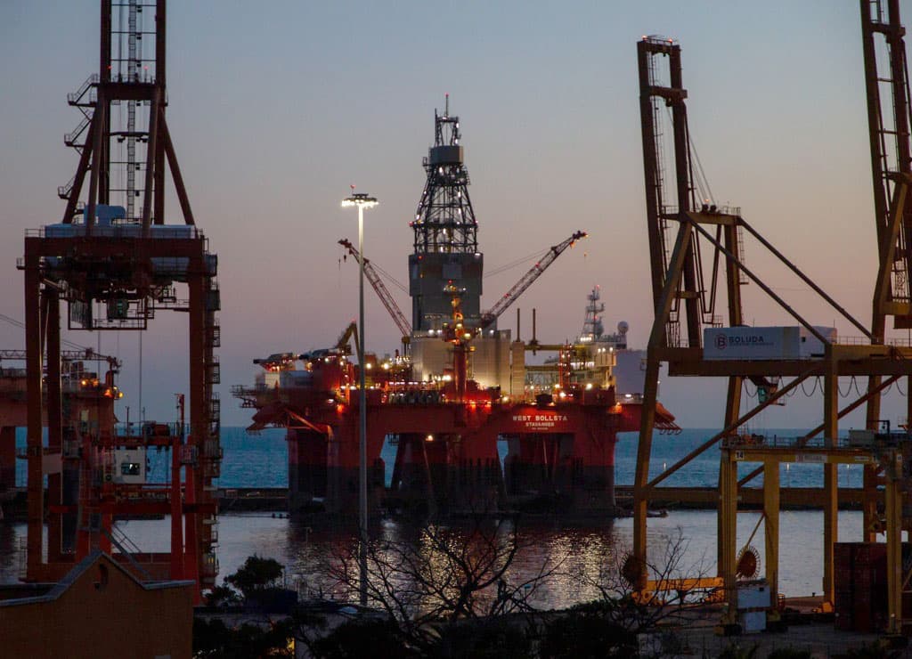 Мировые цены на нефть возобновили рост
