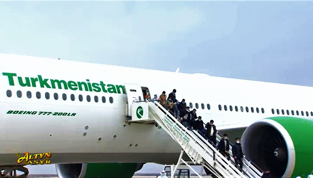 Turkmenistan began the export of its citizens who were in Ukraine