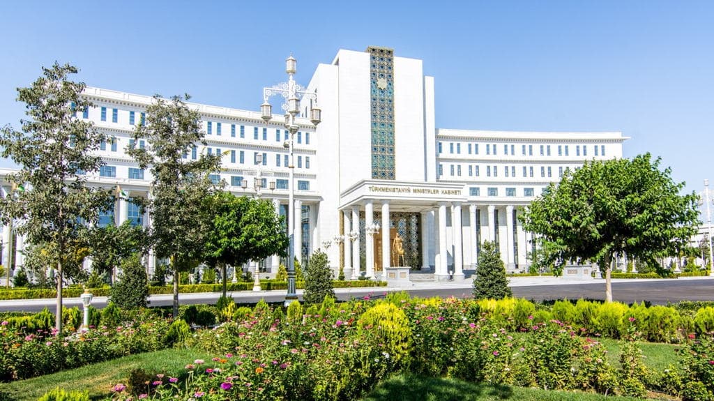 Сердар Бердымухамедов сформировал новое правительство