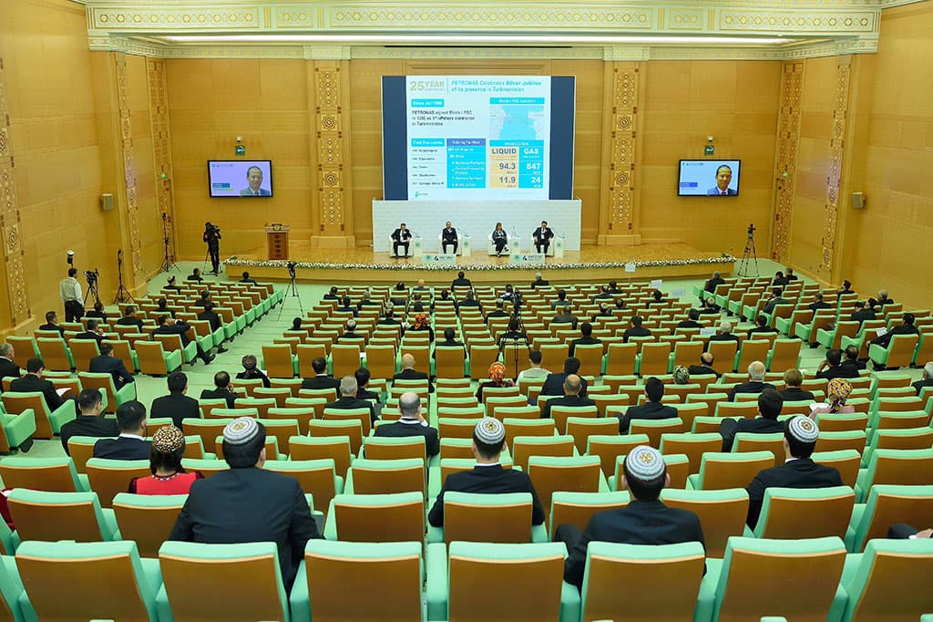 The International Investment Forum “Oil and Gas of Turkmenistan” opened in Ashgabat and Dubai