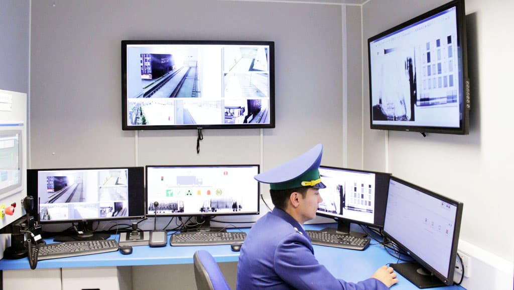 На базе таможенного поста «Фарап» открыли группу портового контроля
