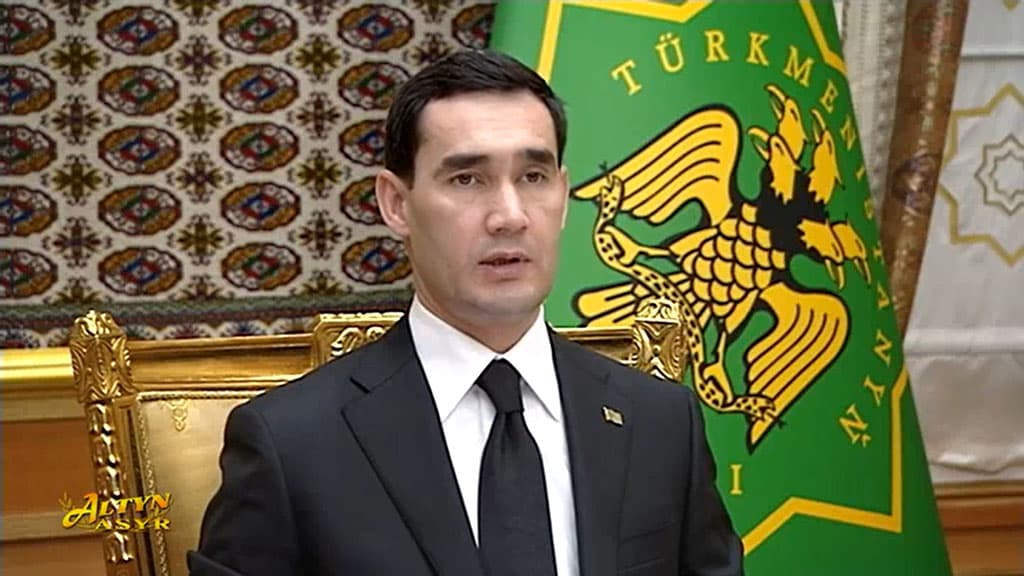 Президент Туркменистана утвердил министров и других руководителей