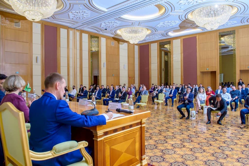 The role of consultations for the development of exports was discussed at the EBRD meeting in Ashgabat