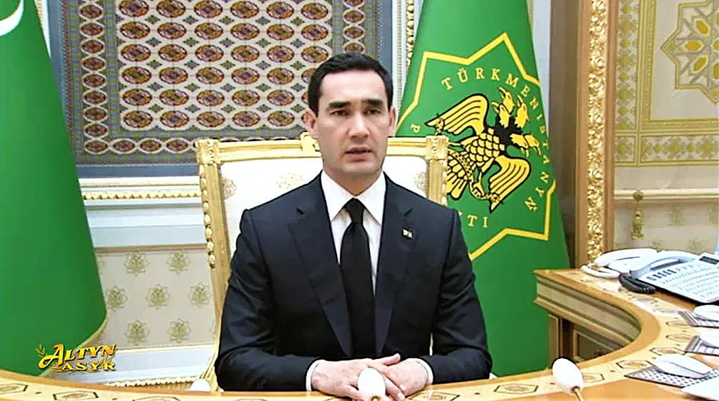 Сердар Бердымухамедов поставил задачи по созданию новых рабочих мест