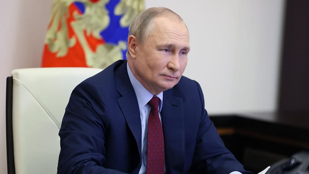 Путин пообещал приехать в Туркменистан с визитом
