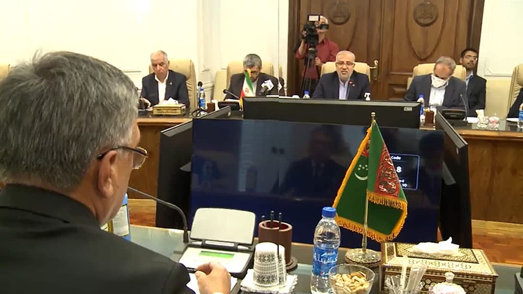 Туркменская делегация провела переговоры в министерстве нефти ИРИ